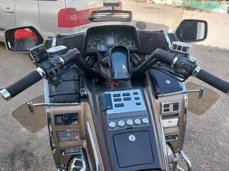 honda - goldwing