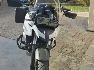 bmw f 700 gs bianco