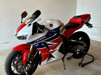 honda cbr 600rr|solo 7000 km - mono scarico pedane