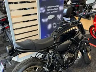 yamaha xsr 700 2024 700 cm3 | moto roadster | 151 km | noir | 27000 evreux