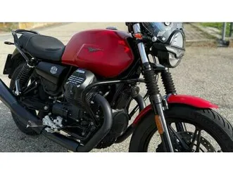 vendo moto guzzi v7 stone (2021 - 24) usata a torino (codice 9869530) - moto.it