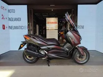 yamaha x-max 300