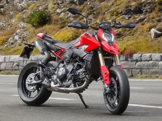 ducati hypermotard v2
