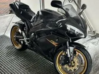 yamaha yzf r1 - 2009