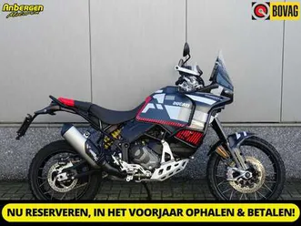 ducati desertx zwart