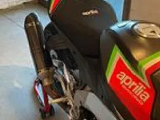 aprilia tuono v4 factory 2020