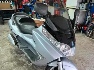 piaggio x8 125 ccm roller