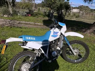 yamaha dt lcd 50 évora (são mamede, sé, são pedro e santo antão)