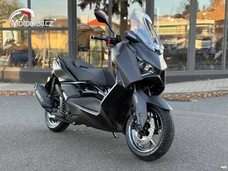 yamaha xmax 125 tech max / 306 km / 1. servis zdarma