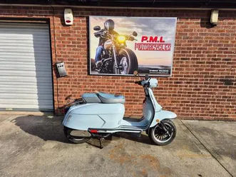 royal alloy gp 200 lc cvt euro 4 181 cc