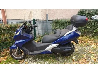 verkaufe honda silver wing roller