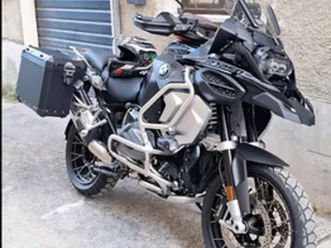 bmw r1250gs tripl black