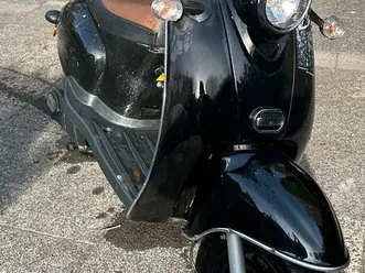 e roller , motorroller, motrorrad akku , nova motors