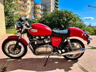 triumph thruxton 900 - 2011 - 14000 km - perfetta