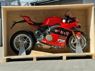 ducati panigale v4 s