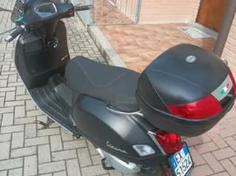 piaggio vespa 300 gts hpe - 2021