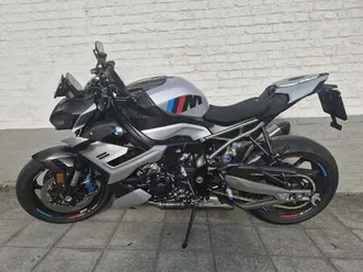 akrapovic bmw