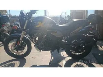 voge 525 acx scrambler trofeo