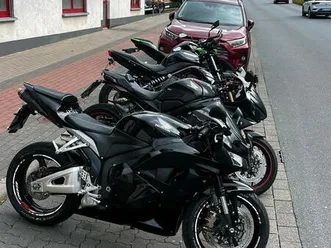 cbr 600 rr pc 40 (abs, euro,3,service komplett neu, beschreibung)