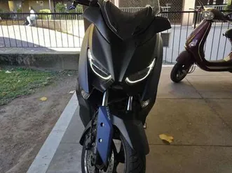 yamaha x-max 300 iron max blu/azzurro