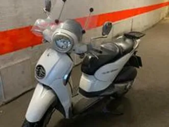 aprilia scarabeo 125