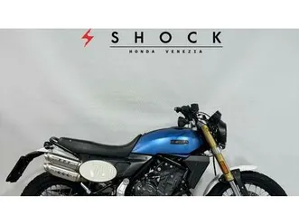 vendo fantic motor caballero 700 (2023 - 24) usata a venezia (codice 9870354) - moto.it