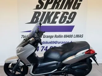 yamaha xmax 125 2012 125 cm3 | scooter | 10 400 km | gris | 69400 limas