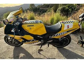 yamaha - fzr 1000 exup