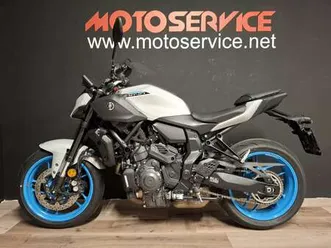yamaha mt-07 y-amt bianco