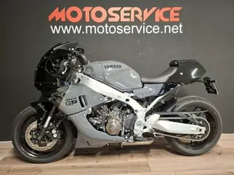 yamaha xsr 900 gp grigio