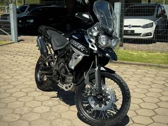 triumph tiger 800 xcx