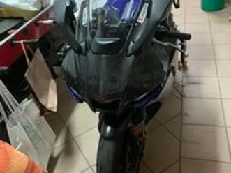 yamaha yzf-r1 2021