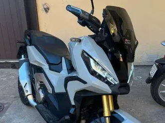 honda x-adv honda x-adv 750 grigio