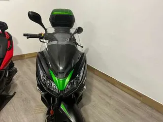 kawasaki j300 nero