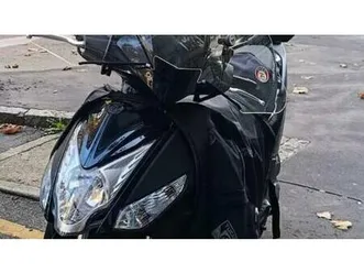 vendo kymco agility 125 r16 + (2021 - 25) usata a sesto san giovanni (codice 9869863) - moto.it