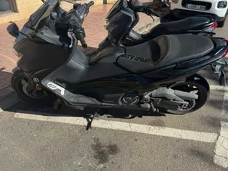 yamaha - tmax 550