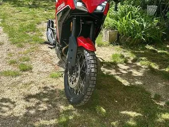 moto morini x-cape rosso