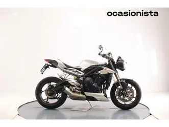 triumph - street triple
