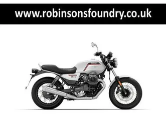 moto guzzi v7 stone in white - new un-registered