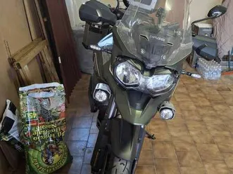 triumph tiger 1200 explorer verde