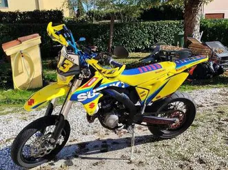 suzuki suzuki valenti 50 cc giallo