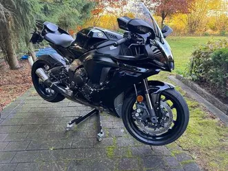 yamaha yzf r1