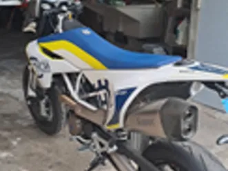 husquarna 701 supermoto