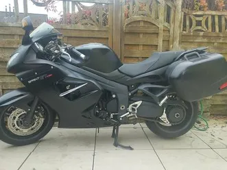 triumph sprint gt 1050 canton argovie -