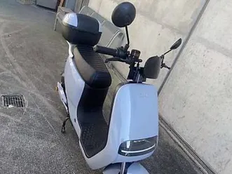 e-roller zilla loki 40kmh 1350km canton basel-landschaft -