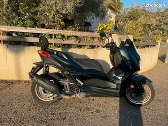 scooter yamaha x-max 125 tech max abs