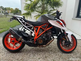 ktm 1290 superduke r