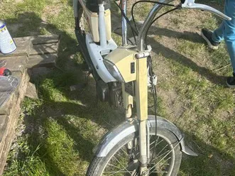 mobylette peugeot