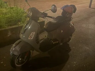 vespa 300gts