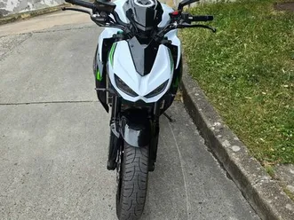 z1000